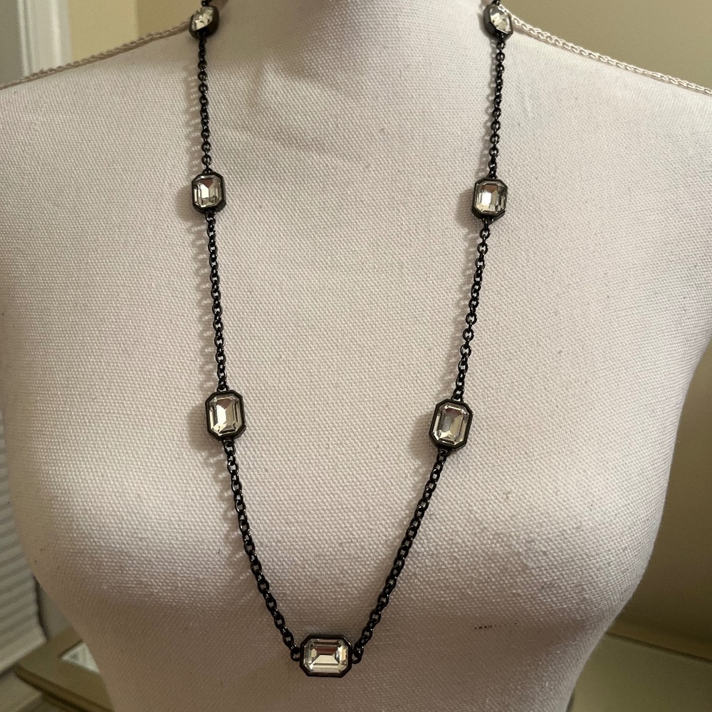 New! Ann Taylor Jeweled Necklace